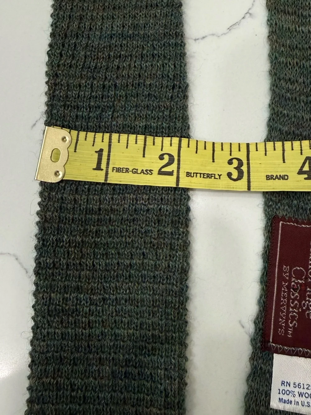 Vintage Cambridge Classics by Meryvn’s Men’s Square End Wool Tie in Dark Green
